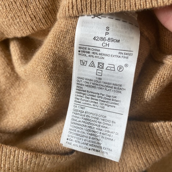 Banana Republic crew neck sweater Italian merino wool blend - Picture 4 of 5